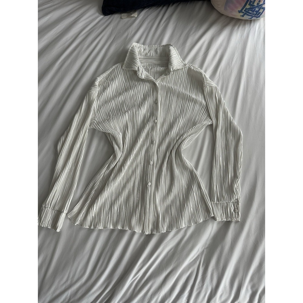 White Plisse Pleated Button Down Shirt Long Sleeve Blouse Women's Small